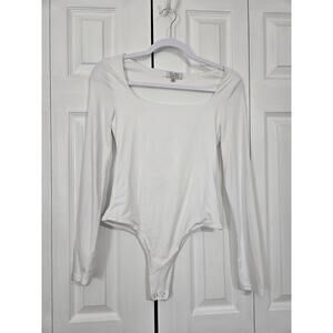 Faded rose medium women's white long sleeve bodysuit